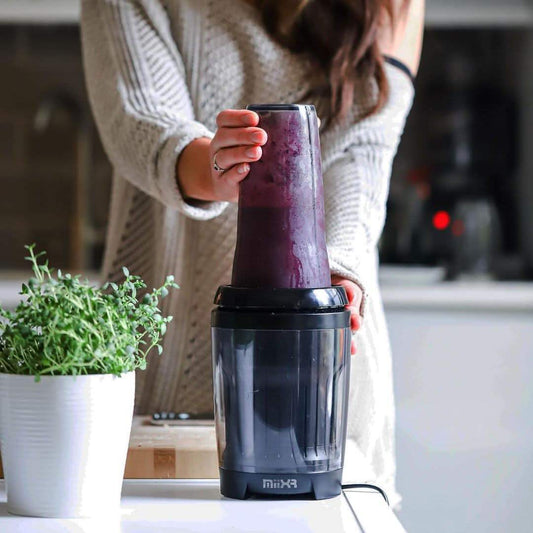 nutrition-and-protein-blender-c4 MiiXRX7_lifestyleImage_1.jpg