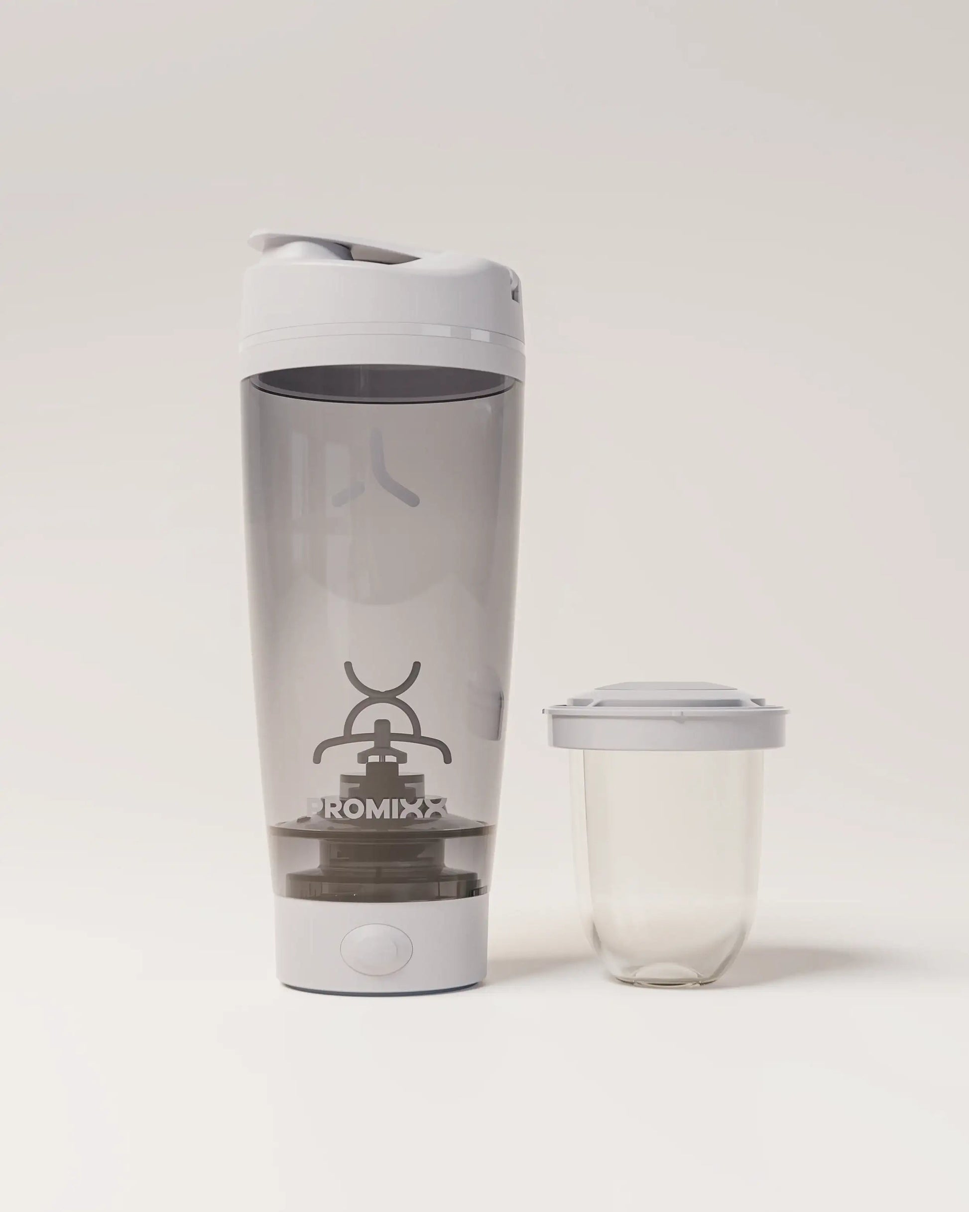 electric-shaker-bottle-g3 VM_LiPo_3.7-700_v1_coolGray_4x5_7_1_heroNutripod_EDIT.png